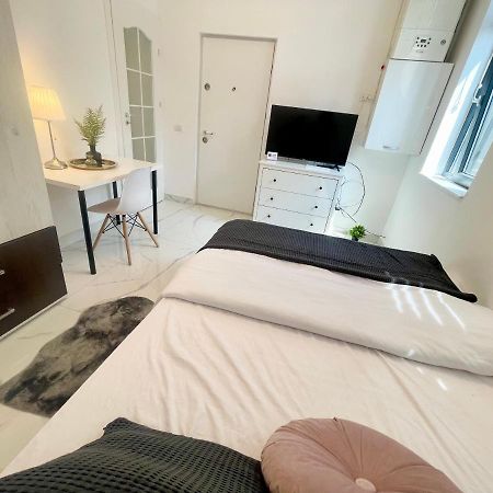 Cozy Central Studio Near Park Bucarest Exterior foto